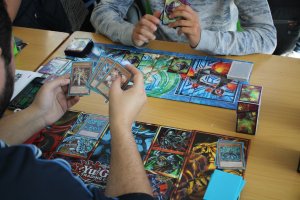 Read more about the article مسابقة Yu-Gi-Oh لعبة بطاقات وادوار
